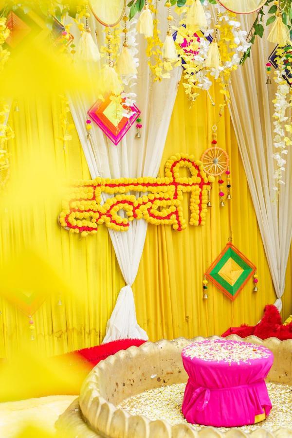 Caspia Hotel New Delhi Luaran gambar