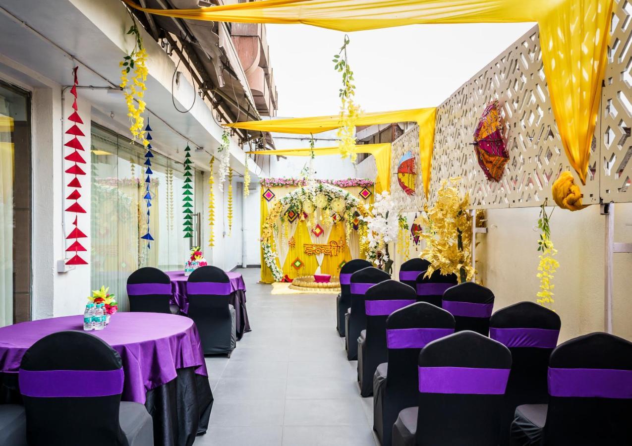 Caspia Hotel New Delhi Luaran gambar