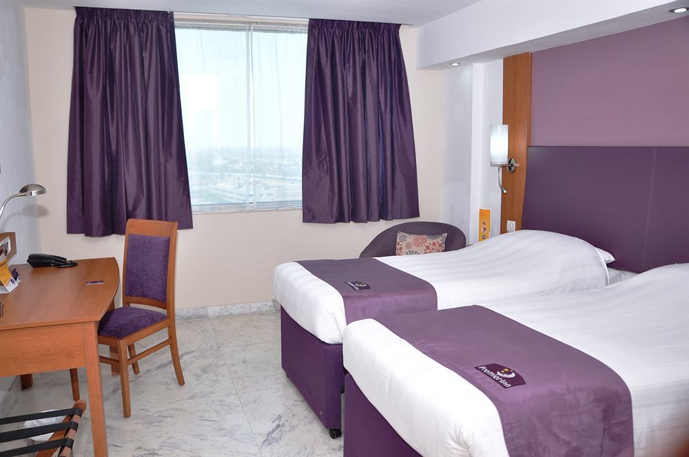 Caspia Hotel New Delhi Luaran gambar